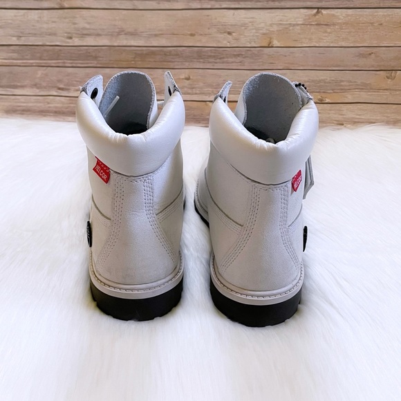 Timberland Boys Premium 6 Inch Waterproof White Helcor Boots - Picture 3 of 10